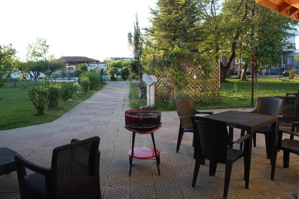 Hotel Galeria In The Garden Płowdiw Zewnętrze zdjęcie